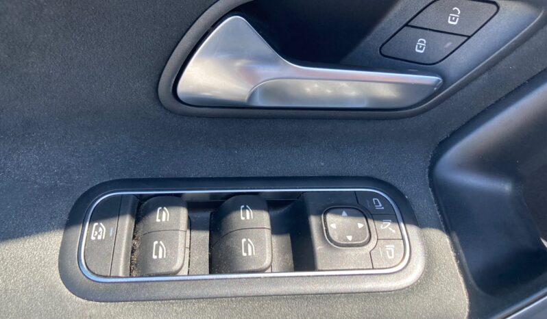 
 Mercedes-Benz A 250 e phev (eq-power) Premium auto full									