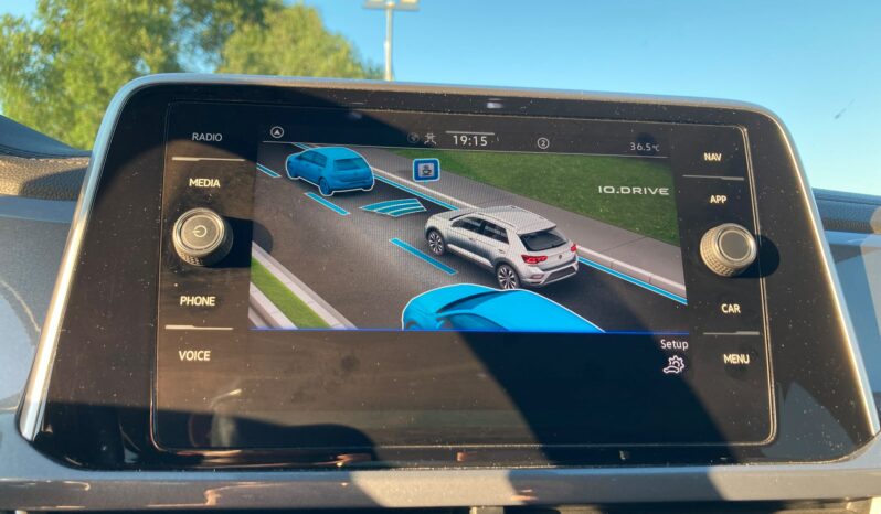 
 Volkswagen T-Roc 2.0 tdi Style 115cv full									