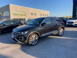 
 Volkswagen T-Roc 2.0 tdi Style 115cv full									