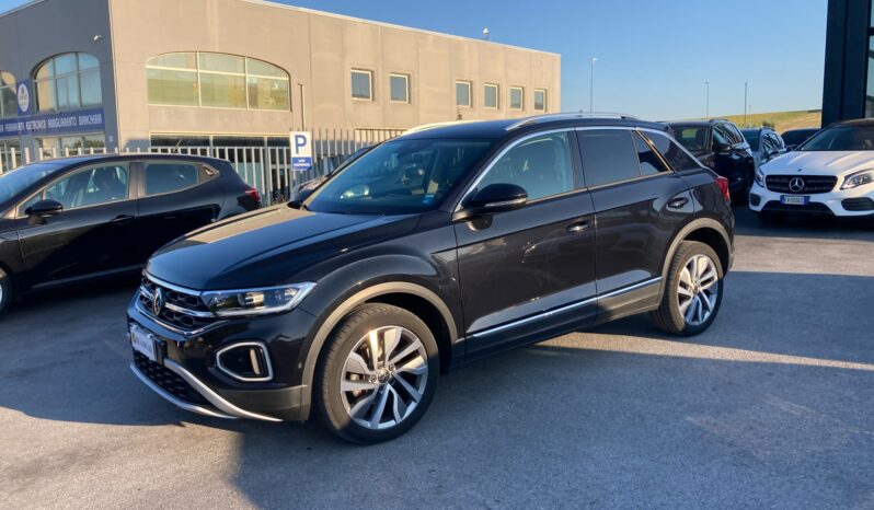 
 Volkswagen T-Roc 2.0 tdi Style 115cv full									
