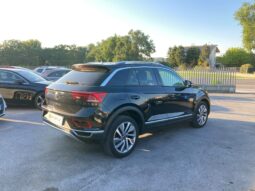 
 Volkswagen T-Roc 2.0 tdi Style 115cv full									