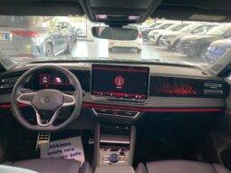 
 Volkswagen Tiguan 2.0 tdi R-Line 4motion 193cv dsg full									