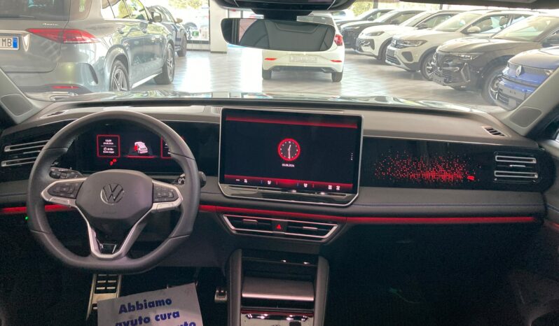 
 Volkswagen Tiguan 2.0 tdi R-Line 4motion 193cv dsg full									