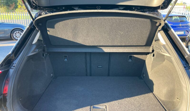 
 Volkswagen T-Roc 2.0 tdi Style 115cv full									