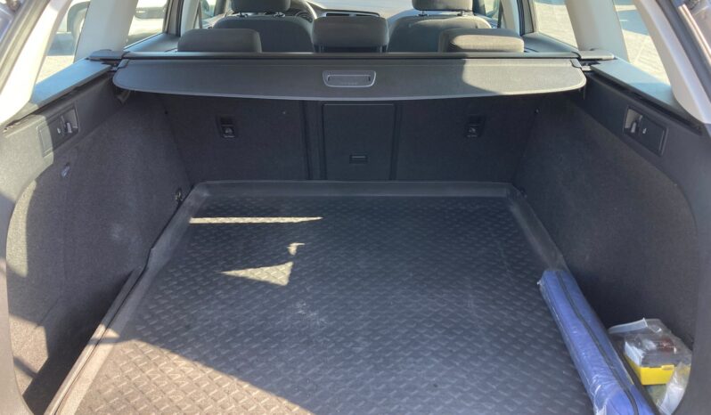
 Volkswagen Golf Variant 1.4 tgi Comfortline Business full									