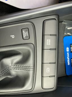 
 Hyundai i20 1.0 t-gdi Connectline 90cv dct full									