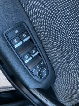 
 Renault Captur 1.0 tce Techno 90cv full									
