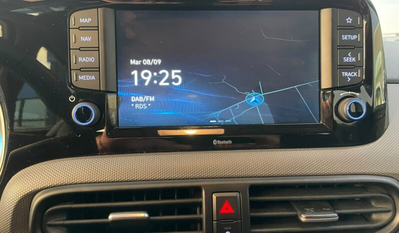 
 Hyundai i10 1.0 mpi Connectline 63cv full									