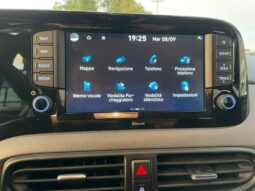 
 Hyundai i10 1.0 mpi Connectline 63cv full									