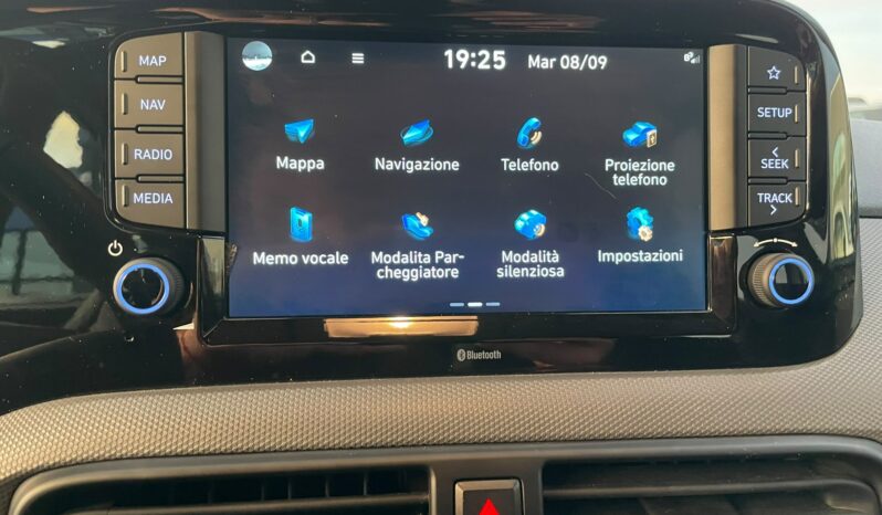 
 Hyundai i10 1.0 mpi Connectline 63cv full									