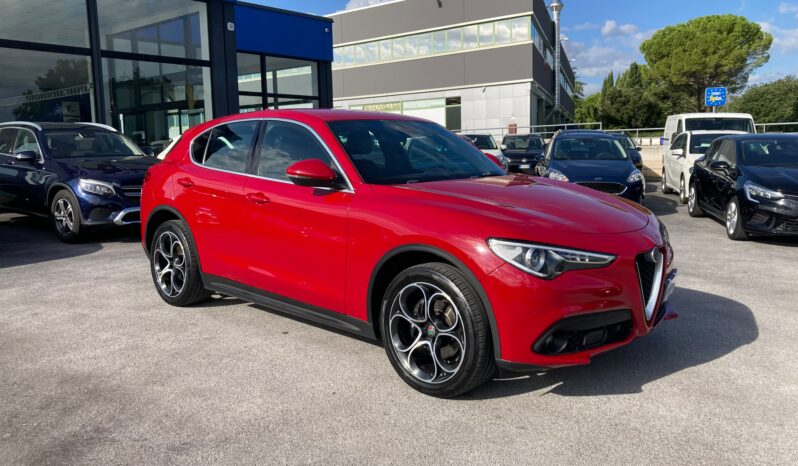 
 Alfa Romeo Stelvio Stelvio 2.2 t Executive Q4 210cv auto full									