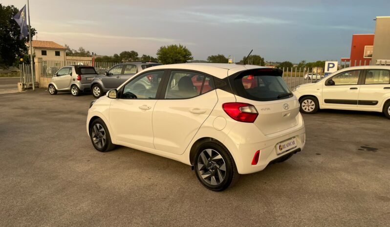 
 Hyundai i10 1.0 mpi Connectline 63cv full									