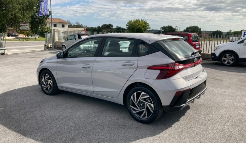 
 Hyundai i20 1.0 t-gdi Connectline 90cv dct full									