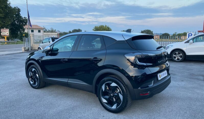 
 Renault Captur 1.0 tce Techno 90cv full									