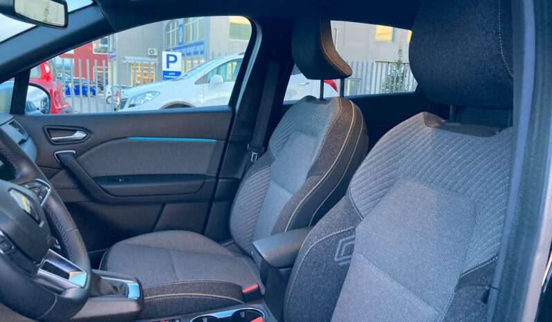 
 Renault Captur 1.0 tce Techno 90cv full									