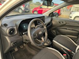 
 Hyundai i10 1.0 mpi Connectline 63cv full									