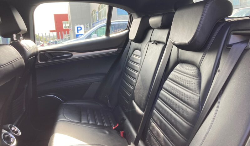 
 Alfa Romeo Stelvio Stelvio 2.2 t Executive Q4 210cv auto full									