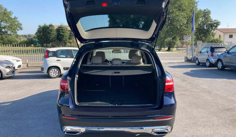 
 Mercedes-Benz GLC 220 d Sport 4matic auto full									