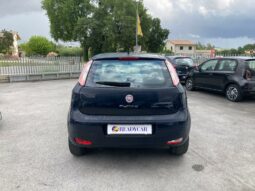 
 Fiat Punto 5p 1.4 natural power Street 70cv E6 full									