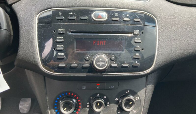 
 Fiat Punto 5p 1.4 natural power Street 70cv E6 full									