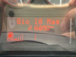 
 Fiat Punto 5p 1.4 natural power Street 70cv E6 full									