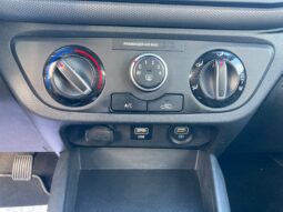 
 Hyundai i10 1.0 Tech econext Gpl full									