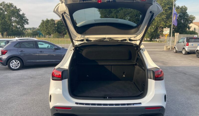 
 Mercedes-Benz GLA 200 d Premium auto full									