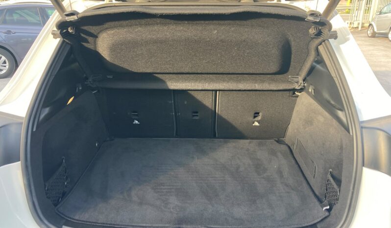 
 Mercedes-Benz GLA 200 d Premium auto full									