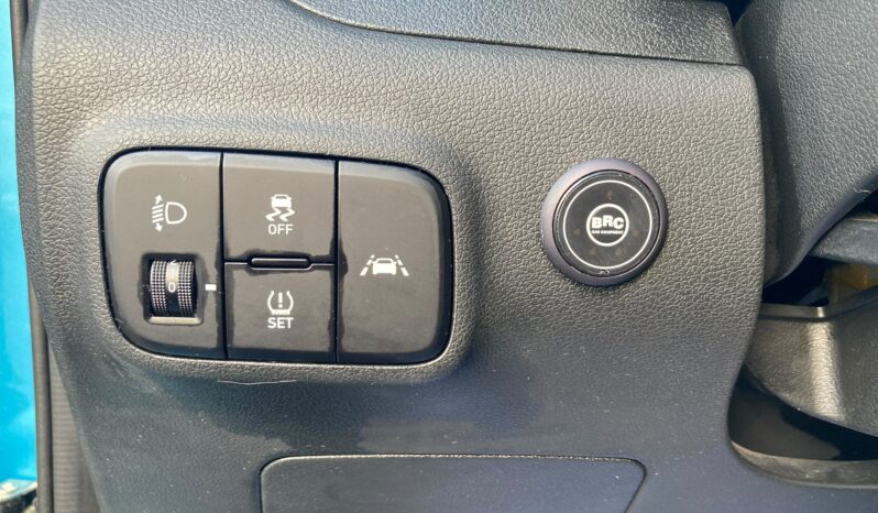 
 Hyundai i10 1.0 Tech econext Gpl full									