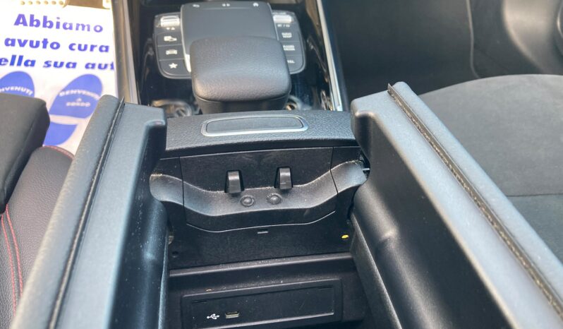 
 Mercedes-Benz GLA 200 d Premium auto full									