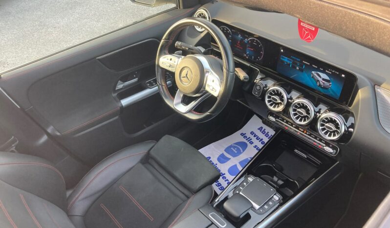 
 Mercedes-Benz GLA 200 d Premium auto full									