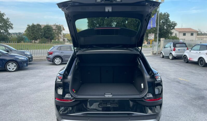 
 Volkswagen T-Roc 1.5 etsi Life 115cv dsg full									
